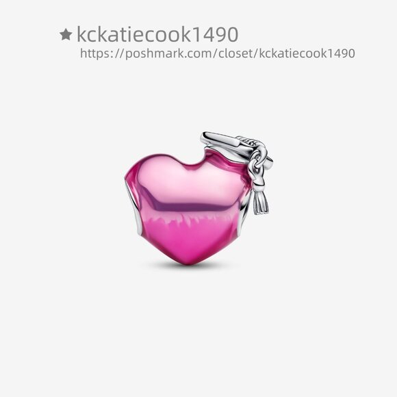 Pandora Graduation 2025 Heart Charm - Picture 2 of 6